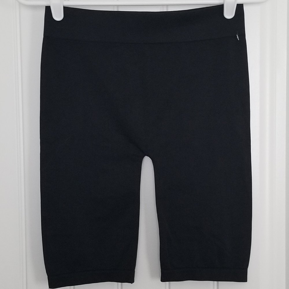 NWOT Splash black spandex OS